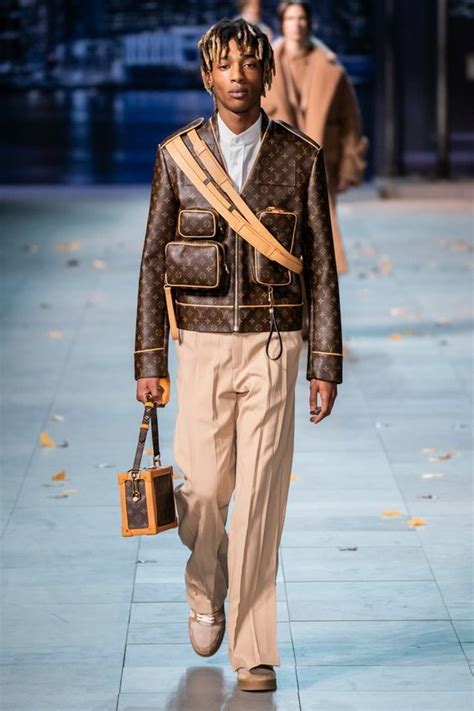 gucci fendi prada louis vuitton balenciaga i.e|balenciaga gucci collection.